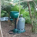 Nyaraló Alapihan Arboretumin Vierasmaja Ja Sauna